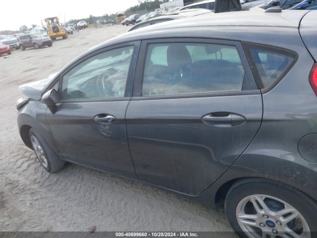 3FADP4EJ2JM114818 Ford FIESTA SE