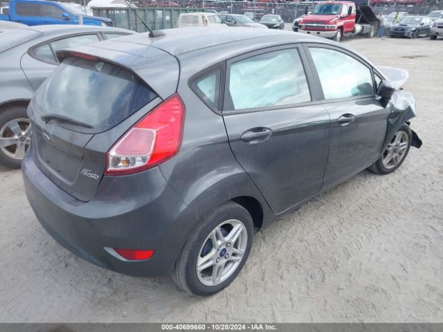 3FADP4EJ2JM114818 Ford FIESTA SE