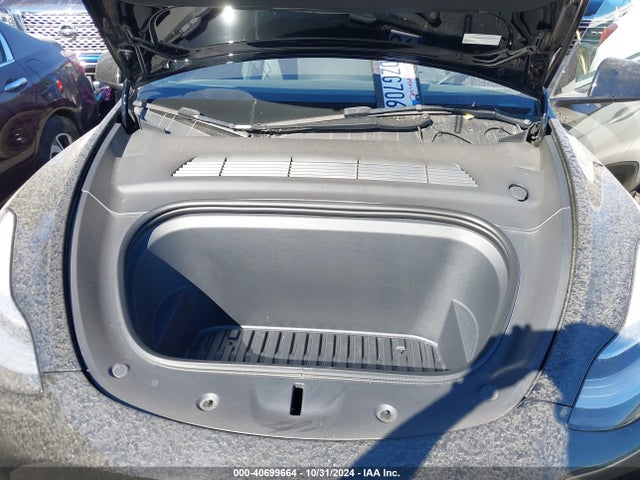 2023 TESLA MODEL Y 7SAYGDEE1PA027634 Photo 9