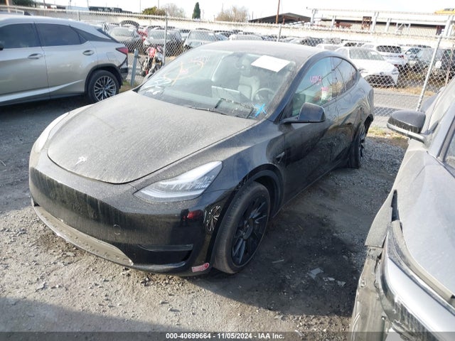 2023 TESLA MODEL Y 7SAYGDEE1PA027634 Photo 1