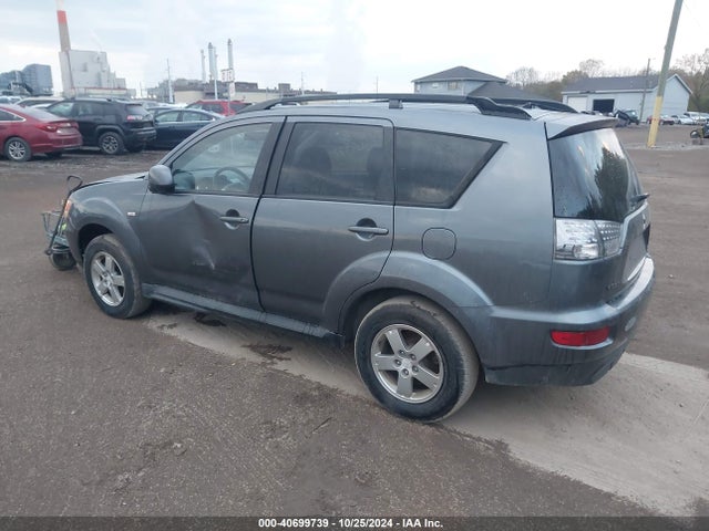 2010 MITSUBISHI OUTLANDER JA4AT2AWXAZ006602 Photo 2