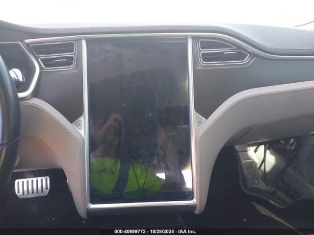 2013 TESLA MODEL S 5YJSA1DP1DFP18795 Photo 6