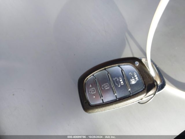 KMHC65LCXKU180366 Hyundai Ioniq Hybrid Blue