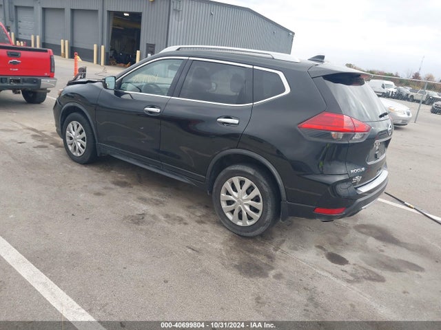 Nissan ROGUE S 2017 JN8AT2MV1HW276441 Image 3