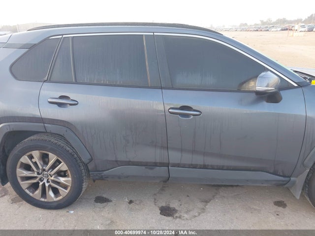 Toyota Rav4 Xle Premium 2019 JTMA1RFV5KD009541 Image 13