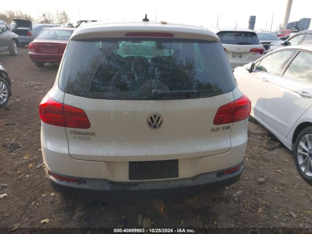 WVGAV3AX1EW622674 Volkswagen TIGUAN SE