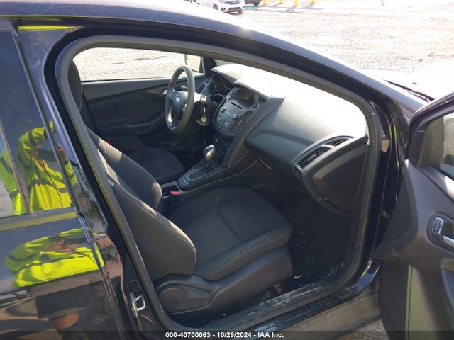 Ford FOCUS SE 2016 1FADP3F24GL237323 Image 5