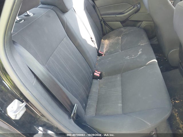 Ford FOCUS SE 2016 1FADP3F24GL237323 Image 8