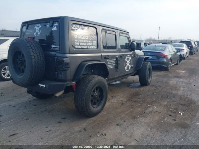 1C4HJXDN8JW199697 Jeep Wrangler Unlimited Sport S 4x4