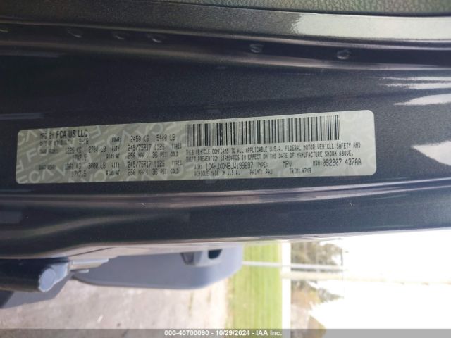 1C4HJXDN8JW199697 Jeep Wrangler Unlimited Sport S 4x4