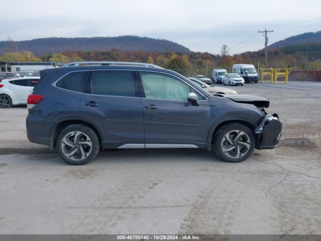 JF2SKARC9NH525963 Subaru Forester Touring