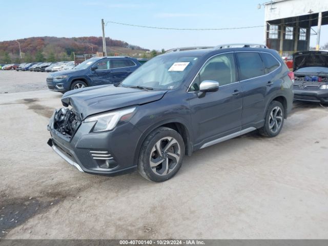 JF2SKARC9NH525963 Subaru Forester Touring
