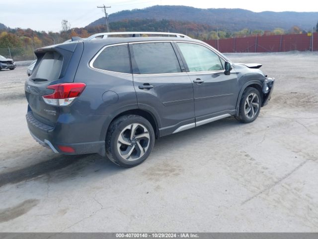 JF2SKARC9NH525963 Subaru Forester Touring