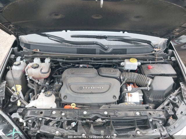 Chrysler Pacifica Hybrid Select 2024 2C4RC1S7XRR103170 Image 10