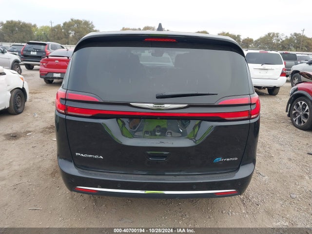 Chrysler Pacifica Hybrid Select 2024 2C4RC1S7XRR103170 Image 16