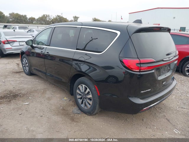 Chrysler Pacifica Hybrid Select 2024 2C4RC1S7XRR103170 Image 3