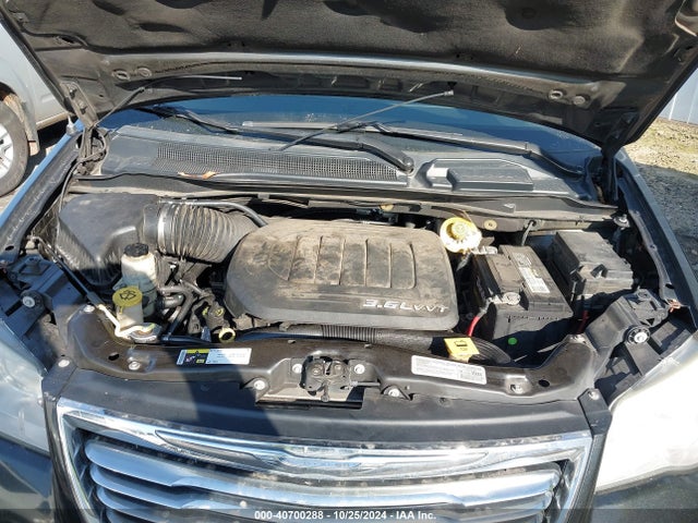 2C4RC1CG5ER368023 Chrysler Town & Country Touring-l