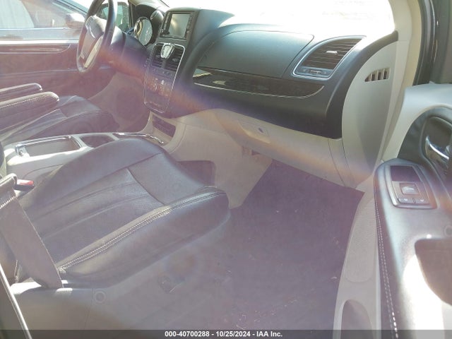 2C4RC1CG5ER368023 Chrysler Town & Country Touring-l