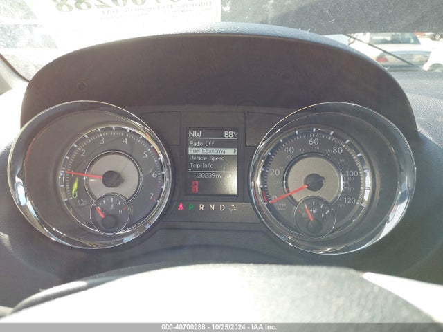 2C4RC1CG5ER368023 Chrysler Town & Country Touring-l
