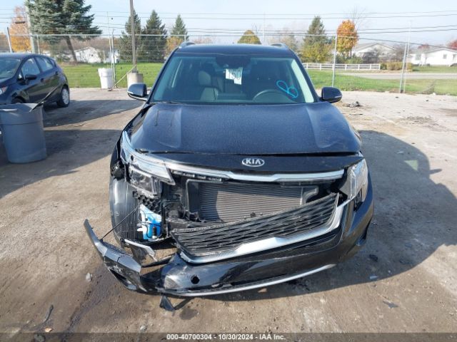 KNDERCAA3M7119873 KIA SELTOS EX