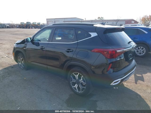 KNDERCAA3M7119873 KIA SELTOS EX