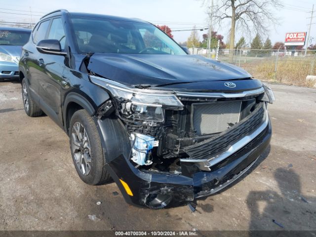 KNDERCAA3M7119873 KIA SELTOS EX