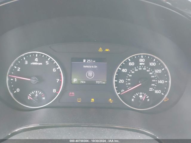 KNDERCAA3M7119873 KIA SELTOS EX