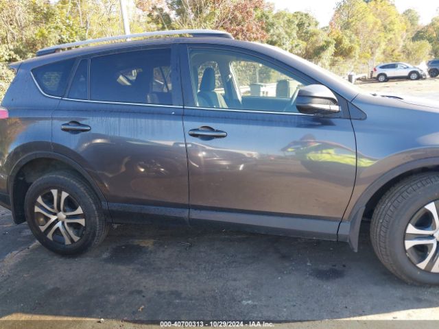 JTMBFREV3HJ142140 Toyota RAV4 LE