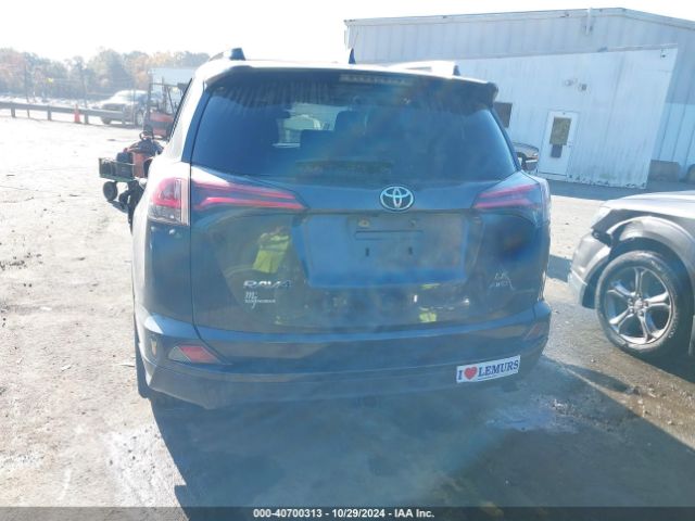 JTMBFREV3HJ142140 Toyota RAV4 LE
