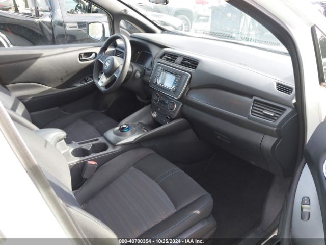 1N4AZ1CP9JC315118 Nissan LEAF S