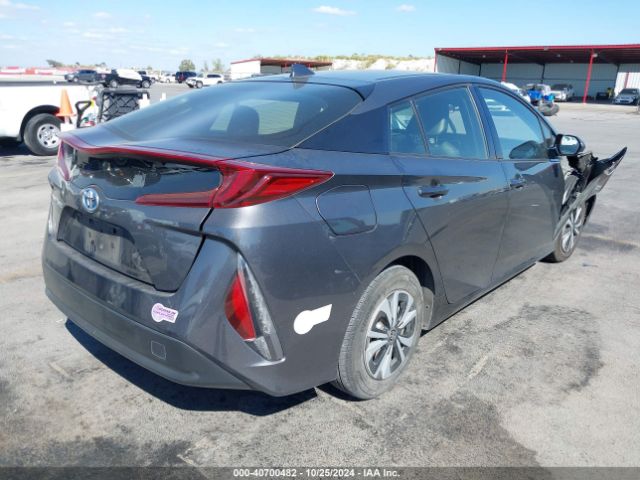 JTDKARFP2K3117336 Toyota Prius Prime Premium