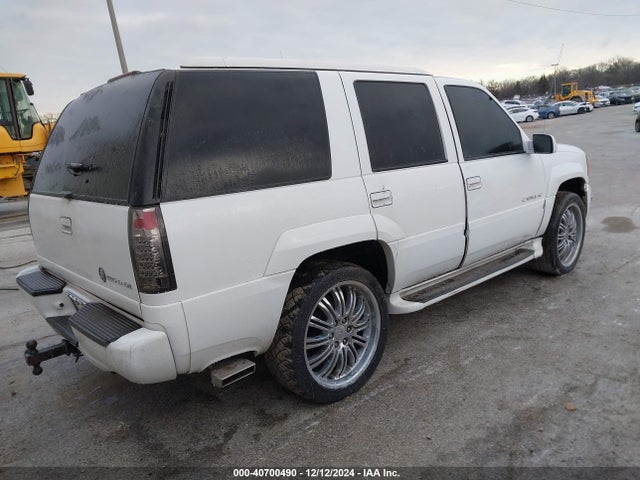 2000 CADILLAC ESCALADE 1GYEK13R2YR127463 Photo 3