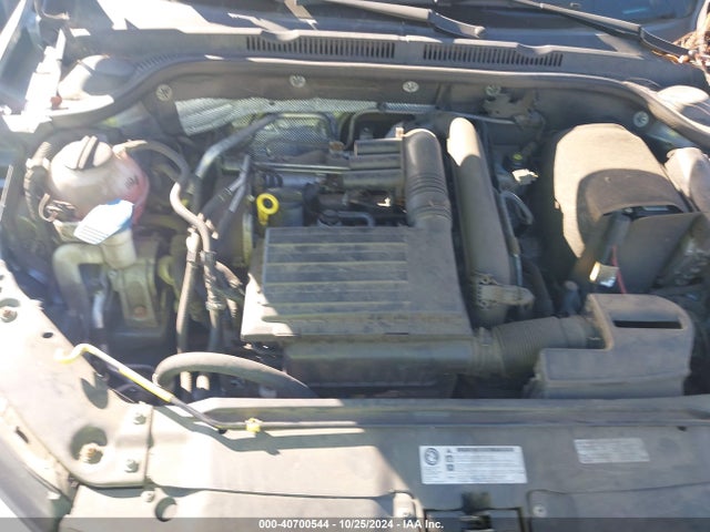3VW2B7AJXHM301349 Volkswagen Jetta 1.4t S