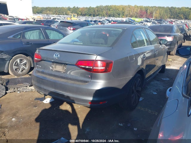 3VW2B7AJXHM301349 Volkswagen Jetta 1.4t S