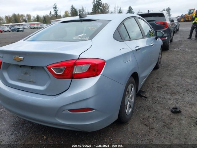 1G1BC5SMXH7250256 Chevrolet Cruze Ls Auto