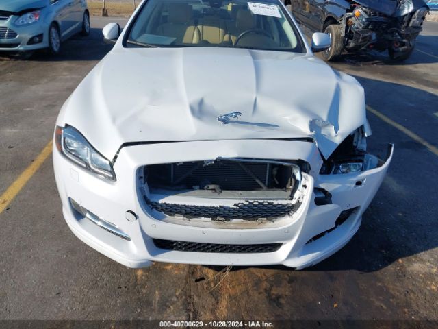 SAJWA1C76G8V99618 Jaguar Xj R-sport