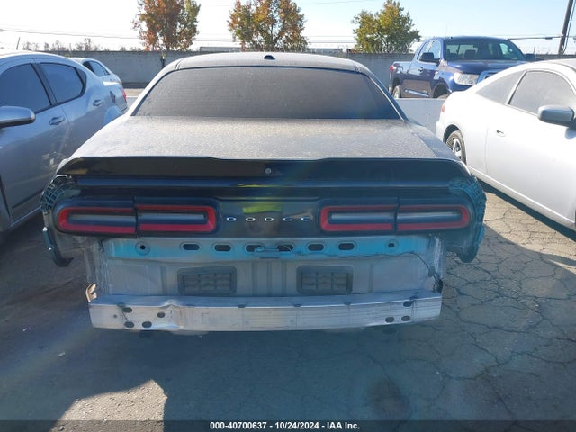 Dodge 2018 2018 2C3CDZAGXJH265480 Image 32