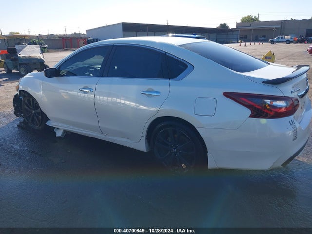 Nissan Altima 2.5 Sr 2017 1N4AL3AP5HC290048 Image 14