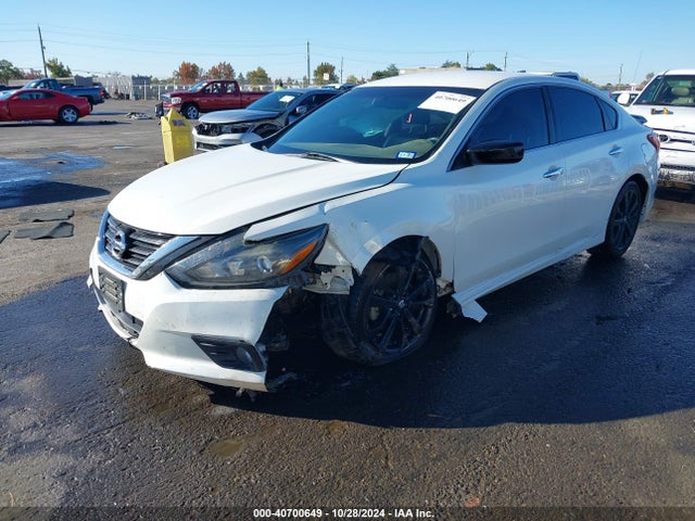 Nissan Altima 2.5 Sr 2017 1N4AL3AP5HC290048 Image 2