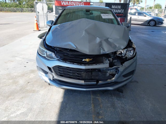 Chevrolet Cruze Ls Auto 2018 1G1BC5SMXJ7191327 Image 12