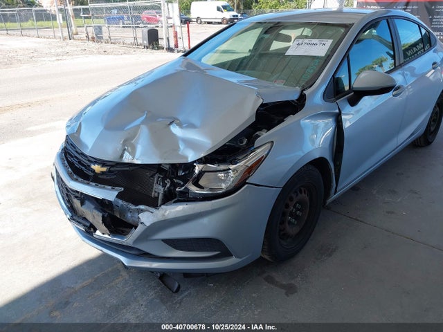 Chevrolet Cruze Ls Auto 2018 1G1BC5SMXJ7191327 Image 6