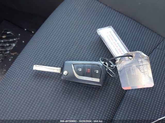 Toyota RAV4 LE 2019 2T3H1RFV8KW039196 Image 11