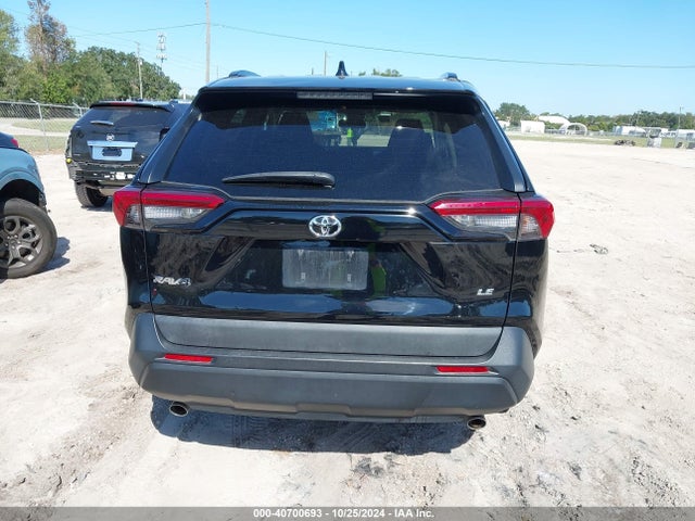 Toyota RAV4 LE 2019 2T3H1RFV8KW039196 Image 16