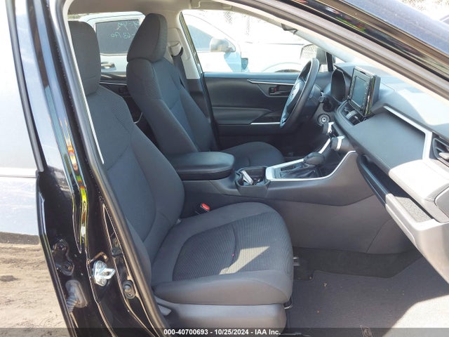 Toyota RAV4 LE 2019 2T3H1RFV8KW039196 Image 5
