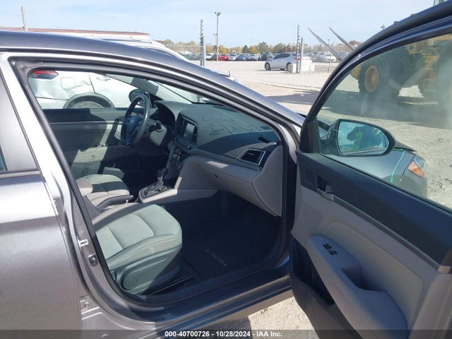 Hyundai Elantra Value Edition 2018 5NPD84LF3JH276257 Image 5
