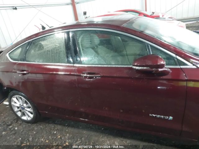 3FA6P0LU3HR121823 Ford Fusion Hybrid Se