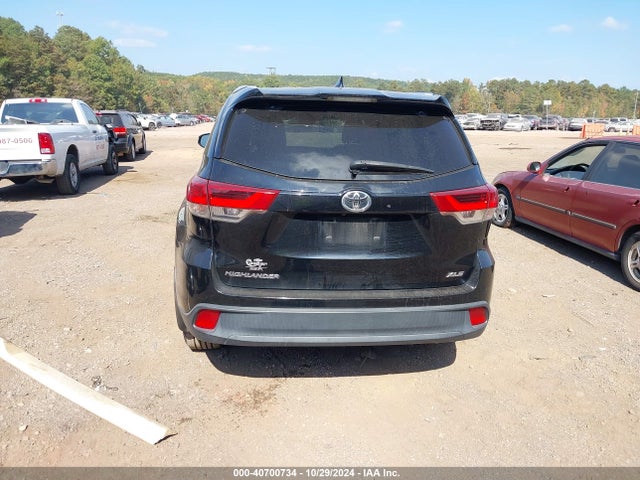 Toyota Highlander Xle 2018 5TDKZRFHXJS549607 Image 16