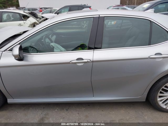 4T1F31AK0LU010589 Toyota Camry Xle Hybrid