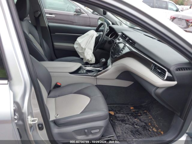 4T1F31AK0LU010589 Toyota Camry Xle Hybrid