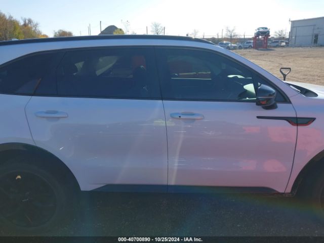 5XYRKDLF1NG091578 KIA SORENTO SX
